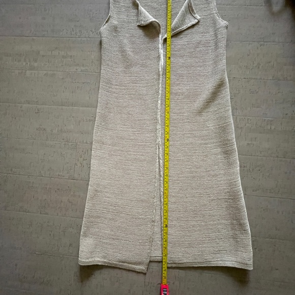 Linen knitted vest. Stylish and comfortable. - Picture 6 of 7